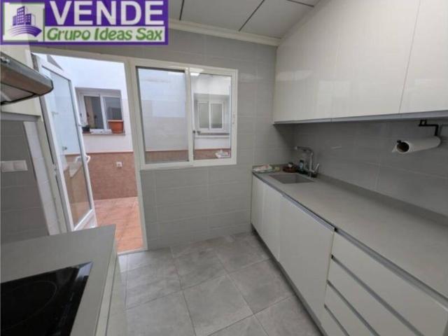 Casa en venta en l'Alt Vinalopó / El Alto Vinalopó, Valencia