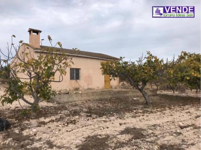Casa en venta en l'Alt Vinalopó / El Alto Vinalopó, Valencia