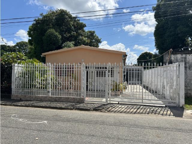 Casa en venta en Acarigua, Portuguesa