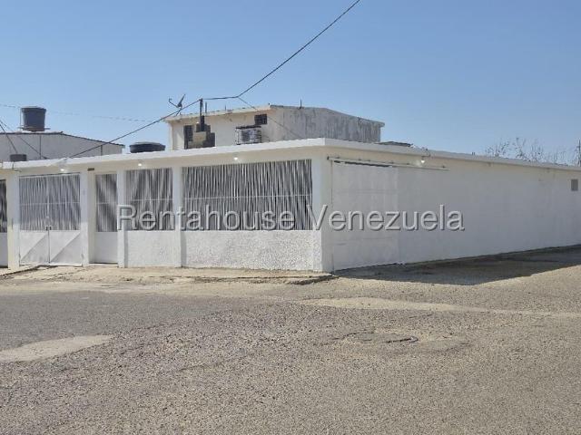 Casa en venta en Punto Fijo, Falcón