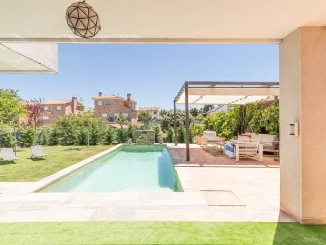 Casa en venta en Sevilla La Nueva, Madrid