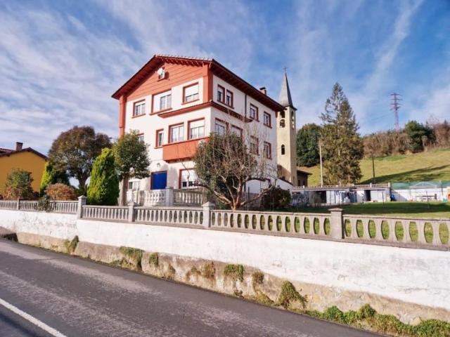 Casa en venta en Forfontía, Siero