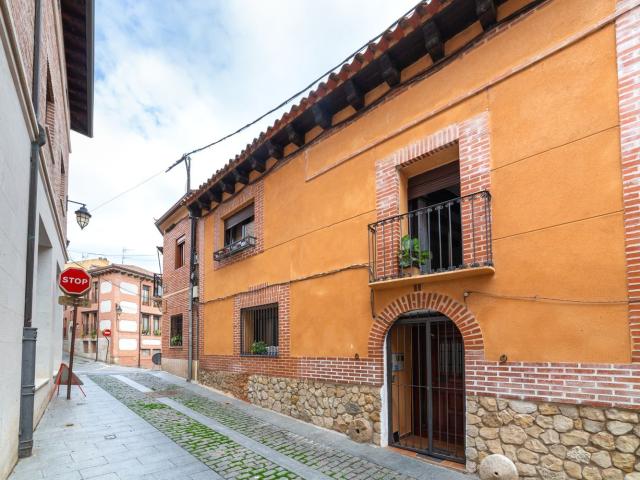 Casa en venta en Simancas, Urbanización El Plantío