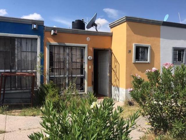 CASA EN VENTA SOLO PAGO DE CONTADO AL SUR DE AGS EN HACIENDA SAN MARTÍN