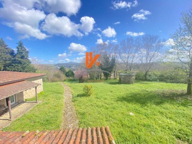 Casa en venta en Oza, Santiago