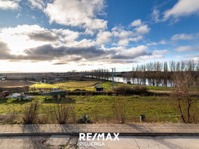 Casa en venta en Tordesillas, Valladolid