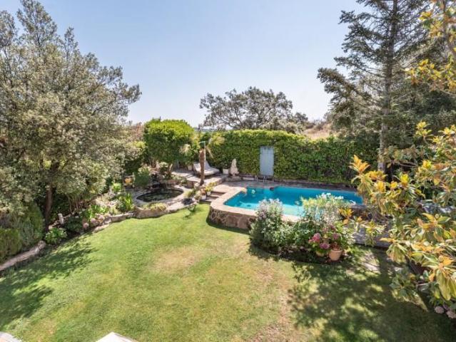 Casa en venta en Los Bomberos, Torrelodones
