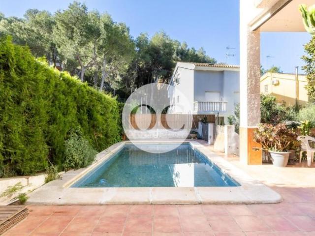 Casa en venta en La Hoya de Buñol, Valencia