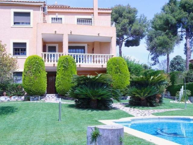 Casa en venta en Santa Apolonia, l'Horta Sud