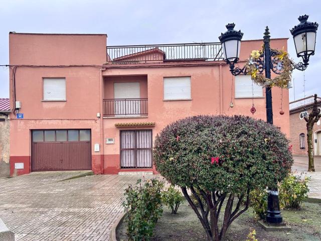 Chalet en venta en Torres Del Carrizal, Castilla y León