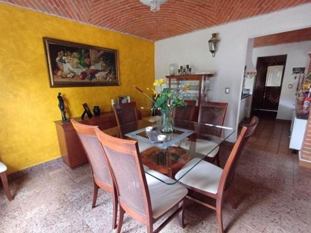 CASA EN VENTA TX QRO 5R 5B FRACC PRIVADO EXCLUSIVO CON ALBERCA,CONDOMINIO LOS PIRULES, TEQUISQUIAPAN