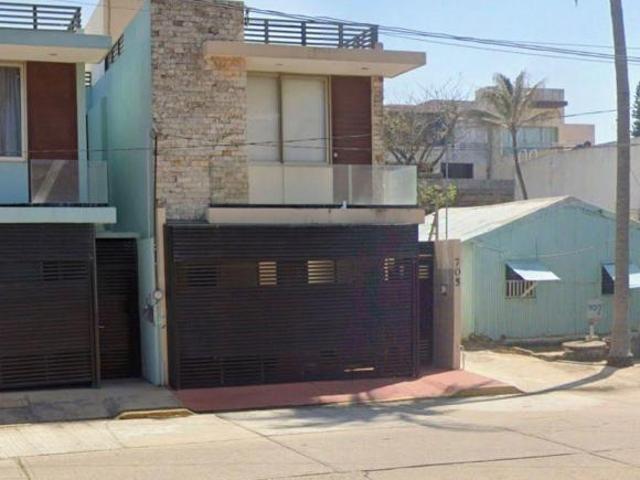 Casa en venta en Coatzacoalcos, Veracruz