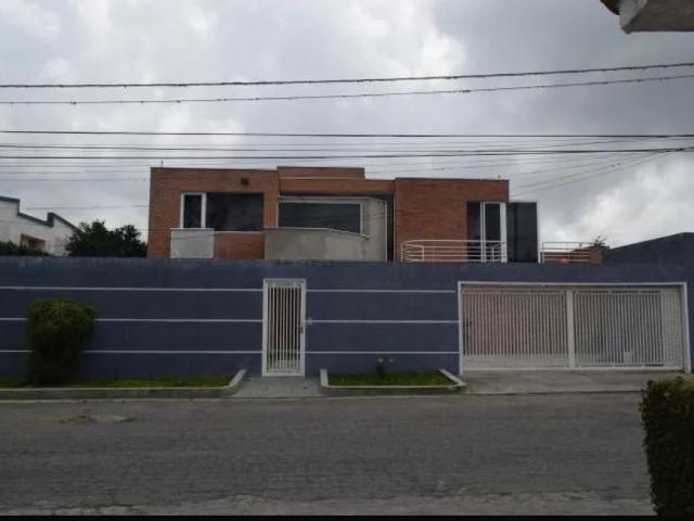 Casa en venta en Francisco Linares Alcántara, Miranda