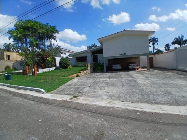 Casa en venta en Guaparo, Valencia