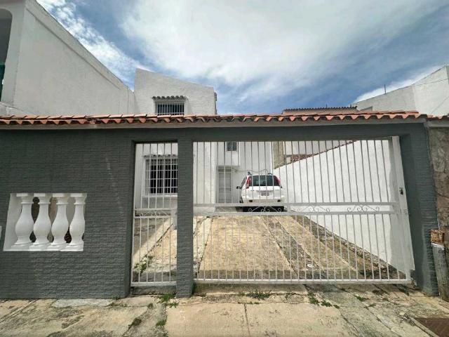 Casa en venta en Manongo, Valencia