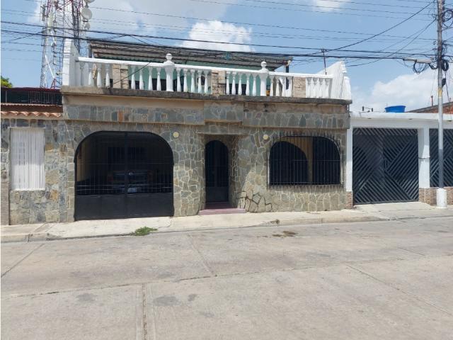 Apartamento en venta en Santa Rita, Aragua