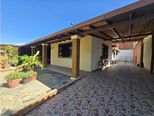 Casa en venta en Turmero, Aragua