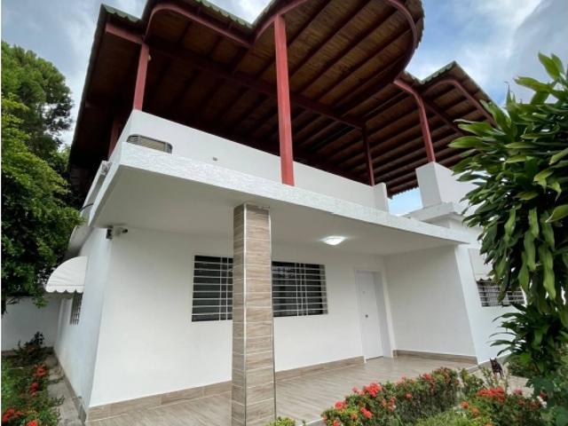 Casa en venta en Barrio Sucre, Maracay