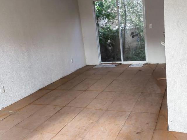 CASA EN VENTA URBI VILLA DE REY
