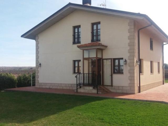 Casa en venta en Uruñuela, La Rioja