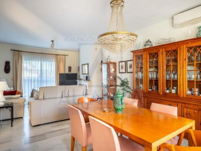 Casa en venta en Valencina De La Concepción, Andalucía