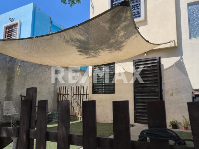 Casa En Condominio en venta en Salinas Victoria, Nuevo León