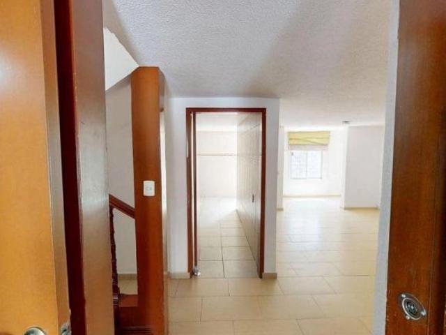 Casa en venta en Tlalnepantla De Baz, Estado de México