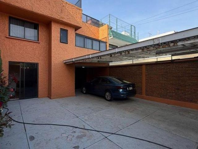 Casa en venta en Tlalnepantla De Baz, Estado de México