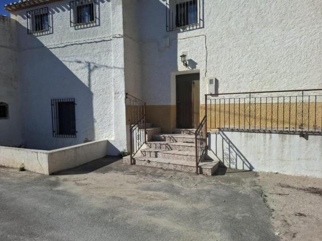 Casa en venta en Canales, Los Vélez