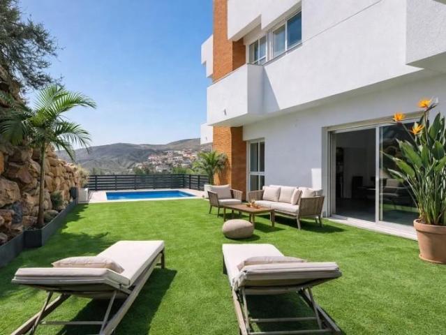 Casa en venta en La Envía, Vícar