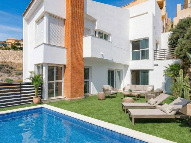 Casa en venta en La Envía, Vícar