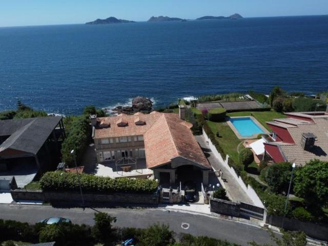 Casa en venta en Mide, Vigo