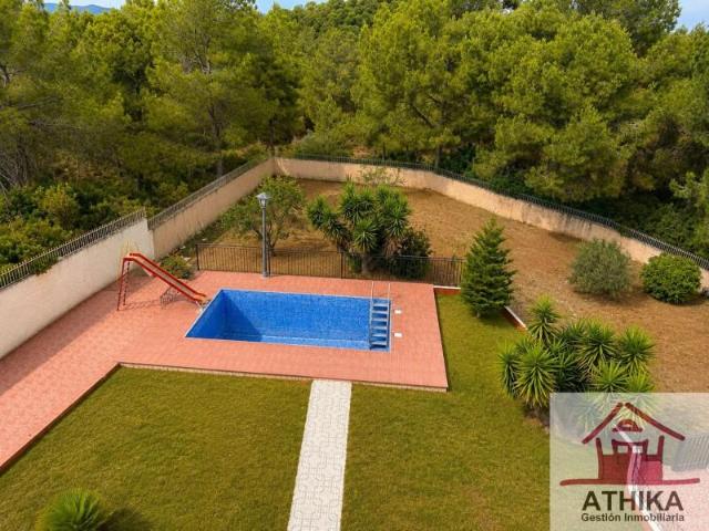Casa en venta en el Camp de Túria, Valencia