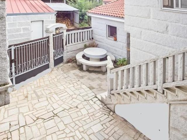 Casa en venta en Vilardevós, Ourense