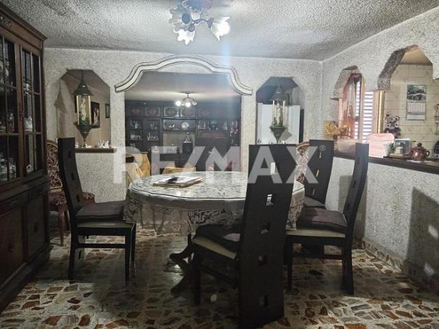 Casa en venta en Coacalco De Berriozábal, Estado de México