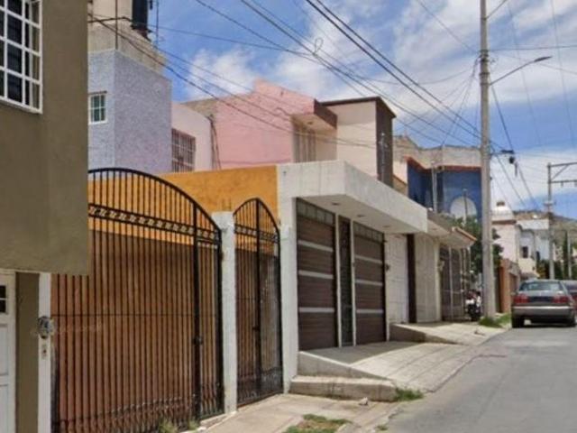 CASA EN VENTA VILLA DE LAS FLORES GUADALUPE ZACATECAS