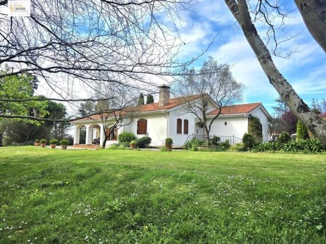 Casa en venta en Medio Cudeyo, Cantabria