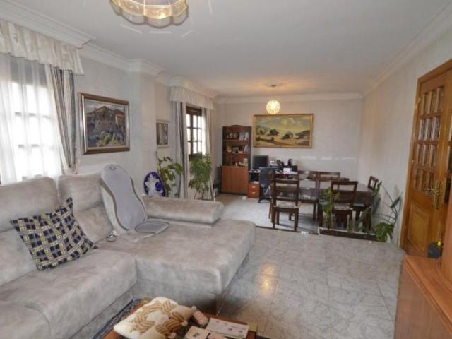 Casa en venta en Los Álamos, Villamayor