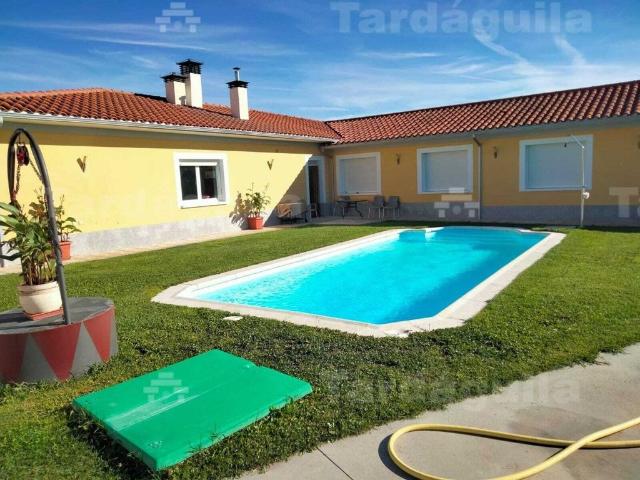 Casa en venta en El Pajarón, Villamayor