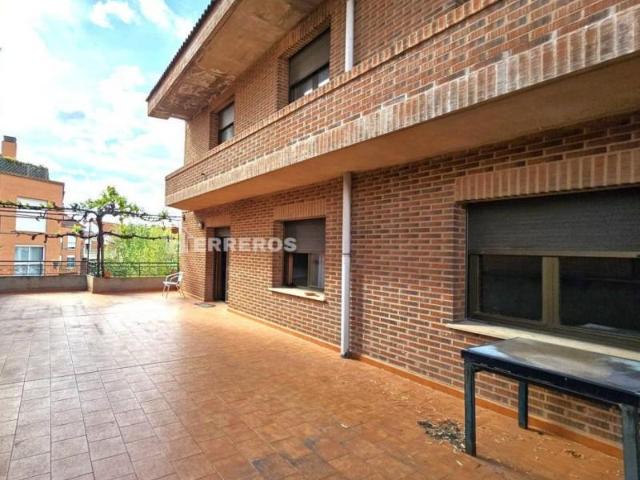 Casa en venta en Villamediana De Iregua, La Rioja