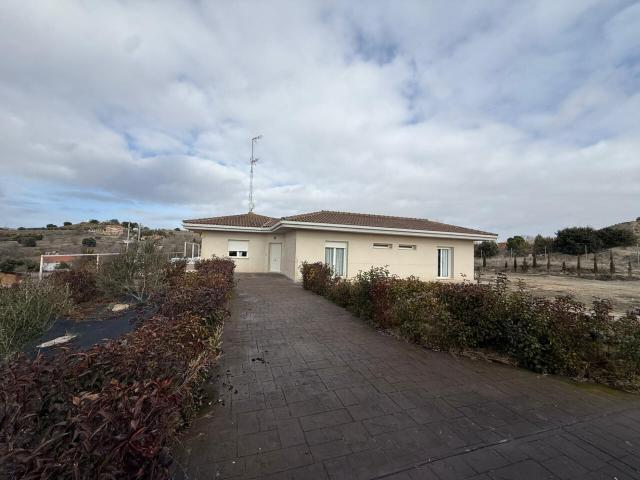 Chalet en venta en Villarejo De Salvanés, Madrid