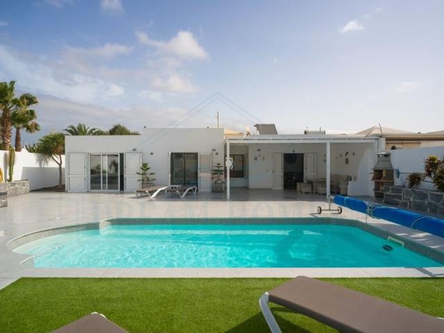 Chalet en venta en Playa Blanca, Yaiza