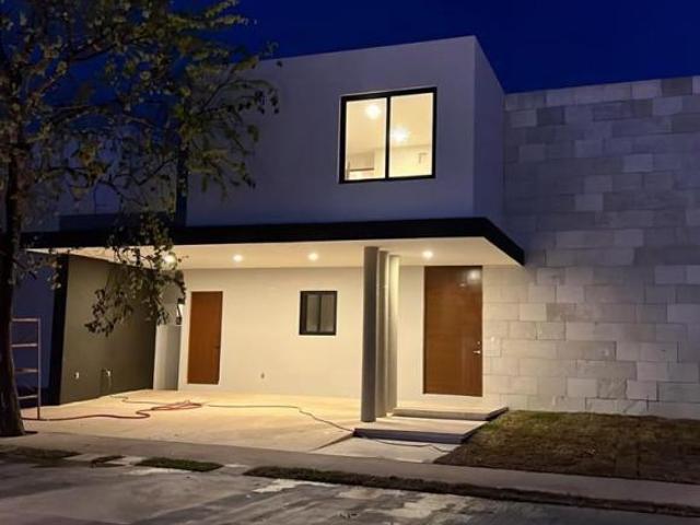 Casa en Venta Zona Cholul, Tixcuytun Yucatan, entrega inmediata
