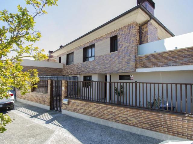 Chalet en venta en Iza / Itza, Iruñerria