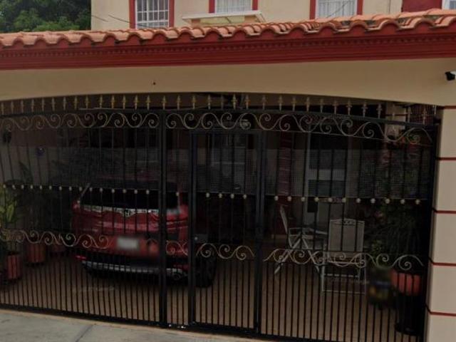 CASA EN VENYA EN JPSEFA ORTIZ 113