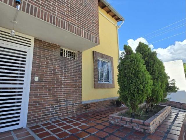 Casa en venta en Los Flores, Parroquia Guatire