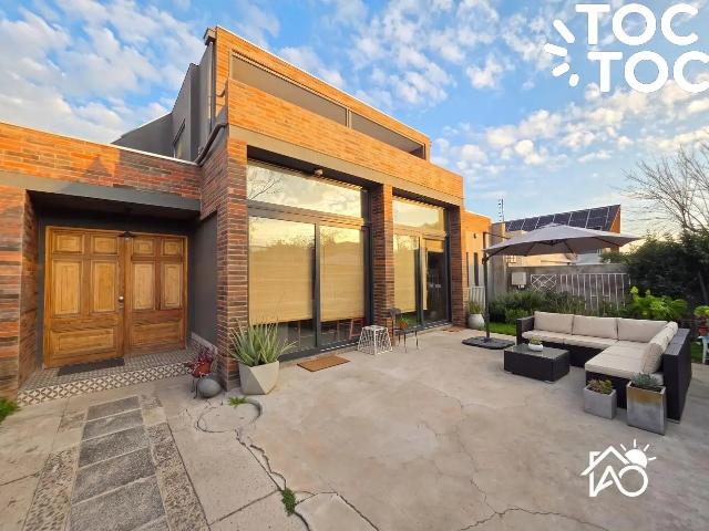Casa en arriendo en Vitacura, Metropolitana