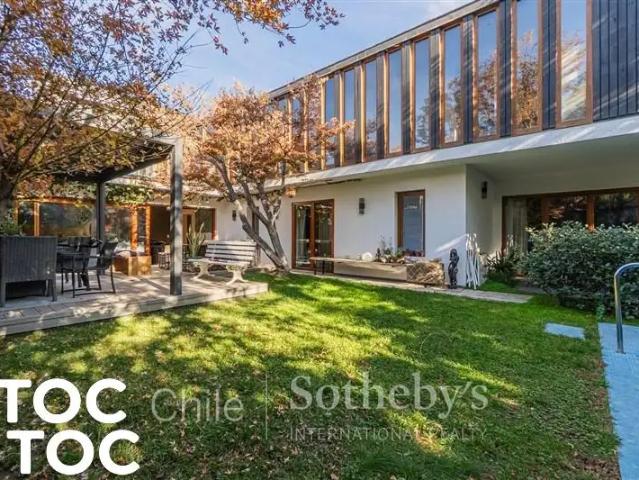 Casa en arriendo en Vitacura, Metropolitana
