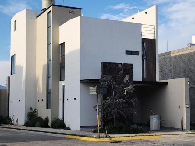 Casa en venta en Zamora, Michoacán