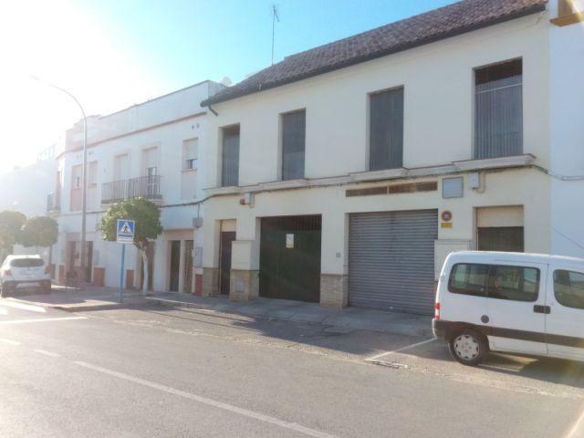 Local Comercial en venta en Arahal, Andalucía